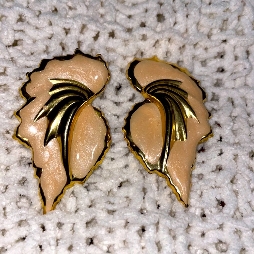 Vintage Leaf Earrings